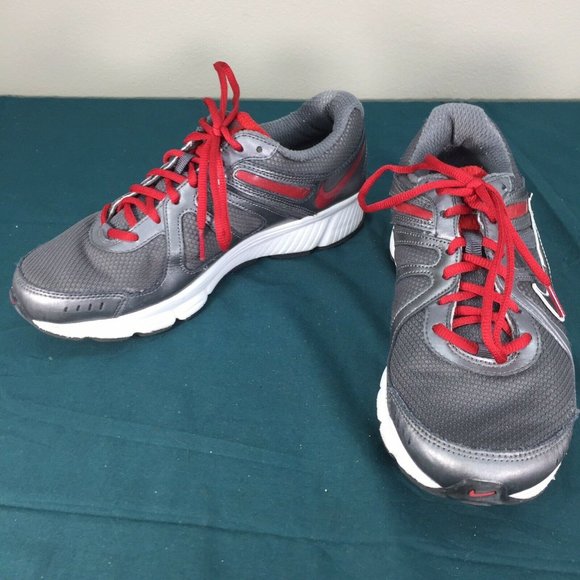nike reax gray and red